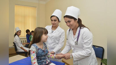 'Tibbiyot xodimlarining oyligi oshiriladi'ning rasmi