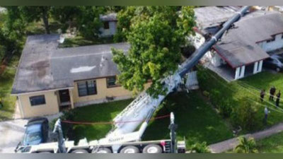 'AQShda qurilish krani quladi (Video)'ning rasmi