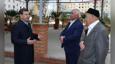 '​Prezident Shavkat Mirziyoev Yunusoboddagi Uvaysiy nomidagi mahalla sharoitlari bilan tanishdi'ning rasmi