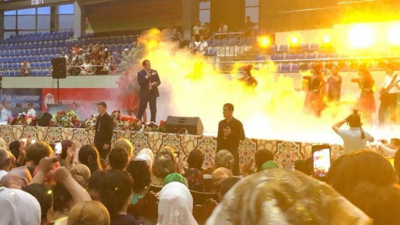 'Ozodbek Nazarbekov Tojikistonda konsert berdi (foto)'ning rasmi