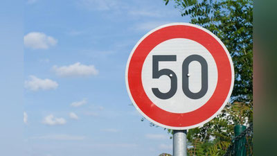 Изрображение 'ГДЕ В ТАШКЕНТЕ ПОСТАВЯТ ЗНАКИ ОГРАНИЧЕНИЯ СКОРОСТИ В 50 КМ/Ч?'