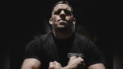 'Amerikalik UFC  jangchisi Nurmagomedovni qo`rqoqlikda aybladi 'ning rasmi