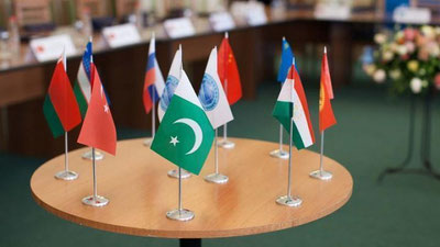 'O`zbekiston ShHT Ishbilarmonlar kengashi biznes-forumida ishtirok etmoqda'ning rasmi