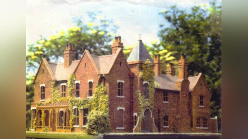 Изрображение 'ПРИЗРАКИ ДОМА-РЕКОРДСМЕНА'