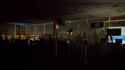 'Vashingtondagi Reygan aeroporti elektr ta`minotisiz qoldi (Video) 'ning rasmi