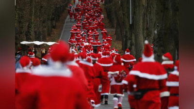 'Yangi yil sovg`asidan norozi bo`lgan bolakay polisiya chaqirdi'ning rasmi