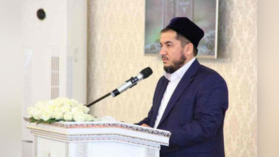 'Ismoil Muhammad Sodiq musulmonlar idorasiga maslahatchi etib tayinlandi 'ning rasmi