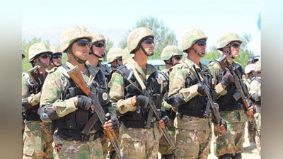 'O`zbekiston Mudofaa vazirligi vakillari xalqaro musobaqada ishtirok etish uchun Belarus Respublikasiga jo`nab ketdi'ning rasmi