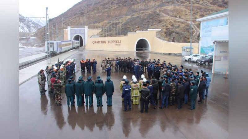 Изрображение 'НА ПЕРЕВАЛЕ КАМЧИК ПРОШЛИ УЧЕНИЯ МЧС (ФОТО)'