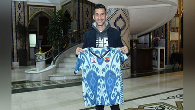 'Futbol afsonasi Luis Garsiya Toshkentga keldi'ning rasmi