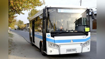 'Samarqandda jamoat transporti yo`lovchilarga bepul xizmat qilmoqda'ning rasmi