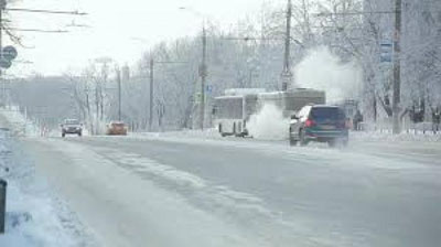 'Rossiyada kuchli qor bo`roni kuzatilmoqda 'ning rasmi