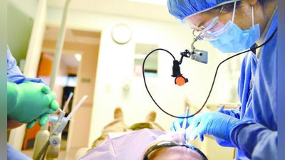 'ENDI TIShI  OG`RIGANLAR ShIFOKORGA  BORIShDAN ChO`ChIMAYDI!'ning rasmi