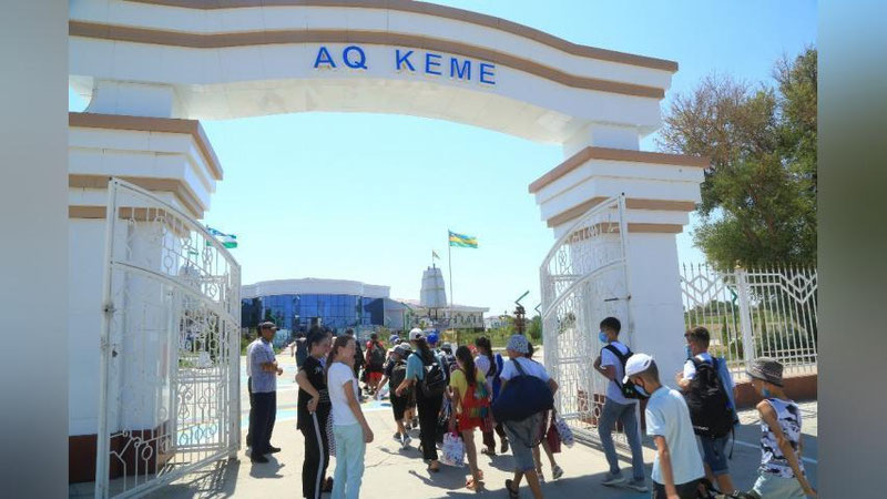 'Mo`ynoqda harbiylarning farzandlari oromgohlarda dam oldirilyapti (foto)'ning rasmi