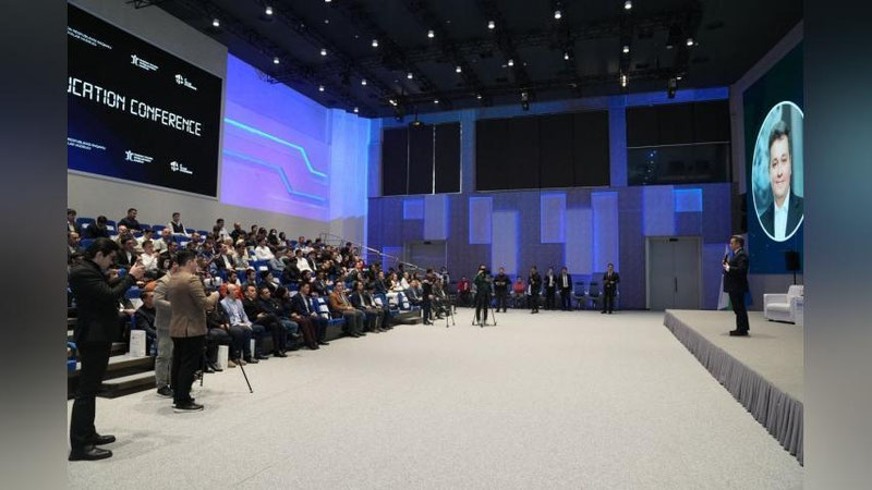 'Ingliz tilidan B2’si borlarga IT-sertifikatlar olish xarajatlari qoplab beriladi'ning rasmi