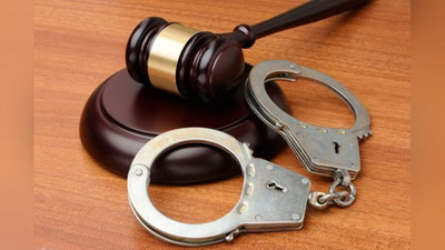 'Qashqadaryoda uch nafar bloger qamoqqa olindi'ning rasmi