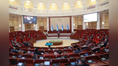 'Maktablarda “Tarbiya” fanini o`qitish qanday tashkil etilgan? Deputatlarning savollariga Xalq ta`limi vaziri javob berdi'ning rasmi