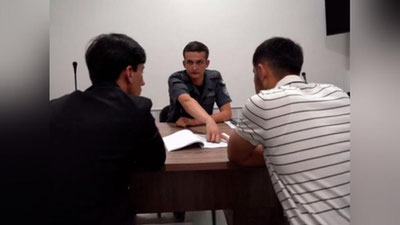 'Metroda begona qizga shilqimlik qilgan yigitlar qamaldi'ning rasmi