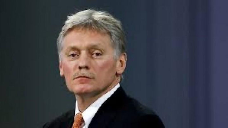 'Peskov Rossiyada prezident administrasiyasida ”iPhone” foydalanish taqiqlanganini aytdi'ning rasmi