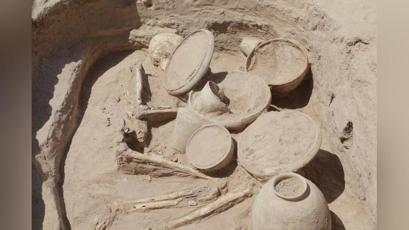 '⚡️To`rt ming yillik Jarqo`ton yodgorligidan taqinchoq va sopol idishlar bilan birga ko`milgan odam qabrlari topildi'ning rasmi