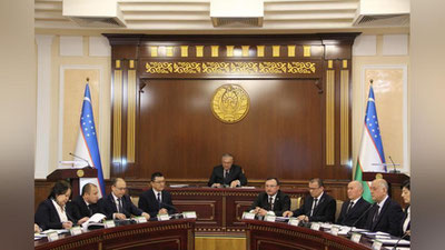 'Oliy sudning Plenum yig`ilishida qator qaror loyihalari muhokama qilindi'ning rasmi