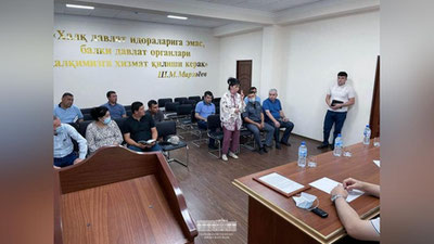 'Samarqandda hokimiyat oldida ayol o`zini yoqib yuborishga harakati qildi'ning rasmi