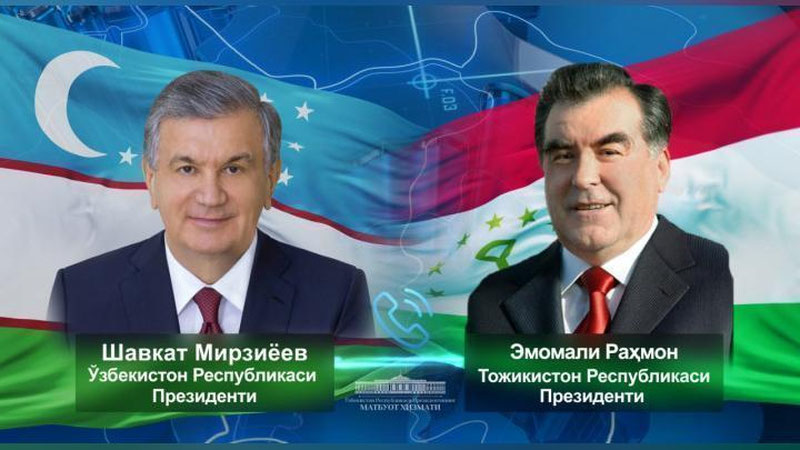 'O`zbekiston va Tojikiston etakchilari mintaqadagi vaziyatni muhokama qildilar'ning rasmi