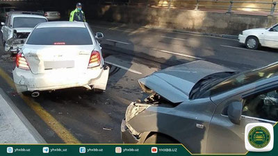 'Mirzo Ulug`bek tumanida oldinma-ketin 5 ta avtomobil to`qnashdi'ning rasmi