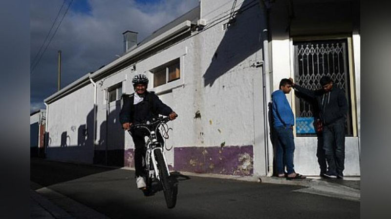 'Avstraliyada karantin cheklovlari tufayli qancha odam ishsiz qolgani ma`lum qilindi'ning rasmi