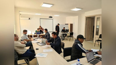 'Nukusda Rossiyadagi bo`sh ish o`rinlari uchun tanlov o`tkazilmoqda'ning rasmi