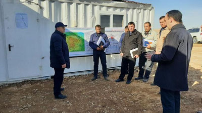 '“O`zbekneftgaz”: Boshqaruv raisi boshchiligidagi “Ishchi guruh” tabiiy gaz qazib chiqarish, geologiya-qidiruv ishlarini holatini o`rganish maqsadida Sho`rtan konida bo`ldi (Foto)'ning rasmi