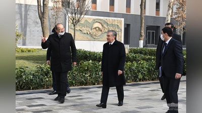 'Президент Геология фанлари университетида яратилган шароитлар билан танишди (фото)'ning rasmi