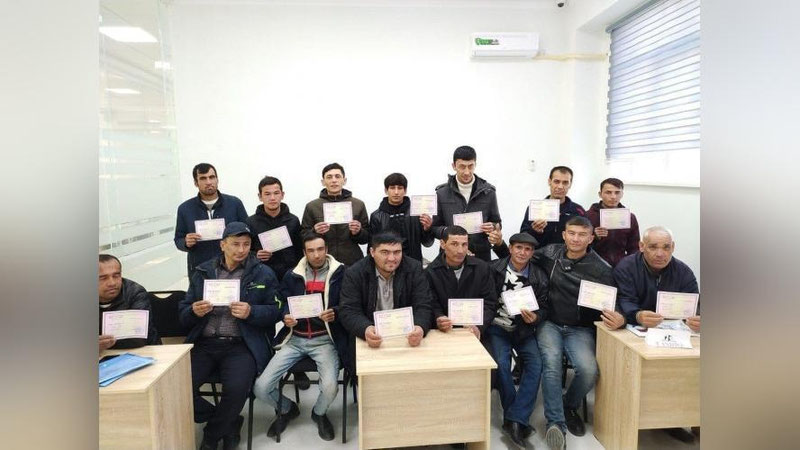 'Танловлардан муваффақиятли ўтган фуқаролар бепул ўқитилди — Ташқи меҳнат миграцияси агентлиги'ning rasmi