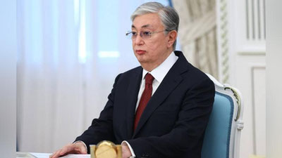 'Qozog`iston prezidenti o`lim jazosini bekor qilish to`g`risidagi qonunni imzoladi'ning rasmi