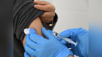 'CCВ: 912 минг дозадан ортиқ "Sputnik V" вакцинаси эмлаш жараёнларида қўлланилди'ning rasmi