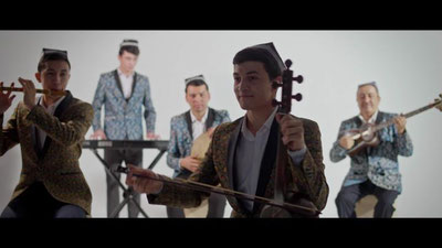 'Шанхай ҳамкорлик ташкилотига аъзо саккиз давлатнинг халқ куйлари ўзбек миллий чолғу асбобларида ижро этилди'ning rasmi