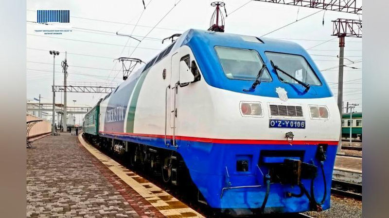 'Бугундан “Андижон-Нукус-Қўнғирот-Андижон” йўналишида йўловчи поездлари қатнови йўлга қўйилди'ning rasmi