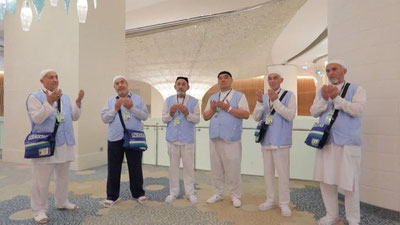 'Маккада ўзбек зиёратчилари учун яратилган шароитлар қандай? (Фоторепортаж)'ning rasmi