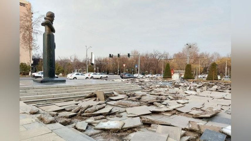 'Космонавтлар майдонини таъмирлашга рухсат берилди'ning rasmi