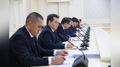 'Йил якунига қадар биржадаги товар айланмасини 2 бараварга ошириш учун барча захираларни ишга солиш зарур – Президент'ning rasmi