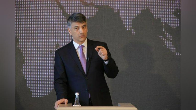 'Alisher Qodirov o`qishga kirolmagan barcha o`g`il bolalarni armiyaga majburiy jo`natishni taklif qildi'ning rasmi