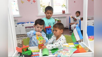 'Bolalarni oilaviy tarbiyaga olish tartibi belgilandi'ning rasmi