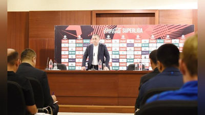 Изрображение 'На совещании с президентом футбольного клуба «Бунёдкор» Мехриддином Абдуллаевым освобожден от должности гендиректор и главный тренер клуба'