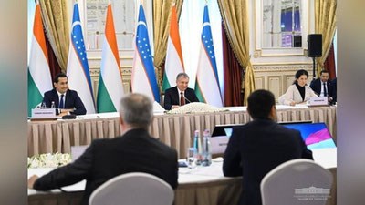 'Shavkat Mirziyoev Budapesht shahrida Vengriyaning etakchi kompaniya va banklari rahbarlari bilan uchrashuv o`tkazdi (foto)'ning rasmi