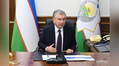 'Shavkat Mirziyoev "Yashil makon" umummilliy loyihasi ijrosini tashkil etish, o`rmon xo`jaligida boshqaruvga oid takliflar taqdimoti bilan tanishdi'ning rasmi
