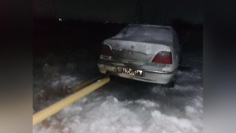 'Sirdaryoda gaz quvurini mashina urib yuborishi natijasida 200 ta xonadon gaz ta`minotidan uzildi'ning rasmi