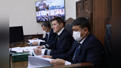 Изрображение 'На суде по Нукусским событиям прокурор запросил 18 лет лишения свободы для Даулетмурата Таджимуратова'