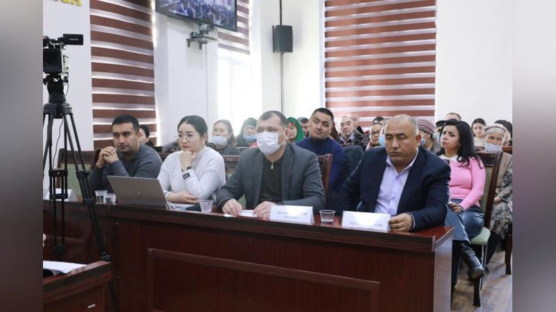 'Dauletmuratov qonuniy miting o`tkazish bo`yicha Jo`qorg`i Kengesdan ruxsat olganmidi? 'ning rasmi