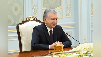 'Shavkat Mirziyoev Turkiya va Turkmaniston Tashqi ishlar vazirlari bilan uchrashdi'ning rasmi