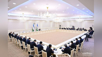 'Prezident boshchiligida o`tayotgan videoselektor yig`ilishida kambag`allik darajasi 14 foizga tushgani aytildi'ning rasmi